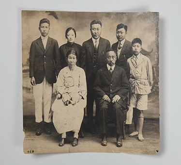 김홍서와 가족